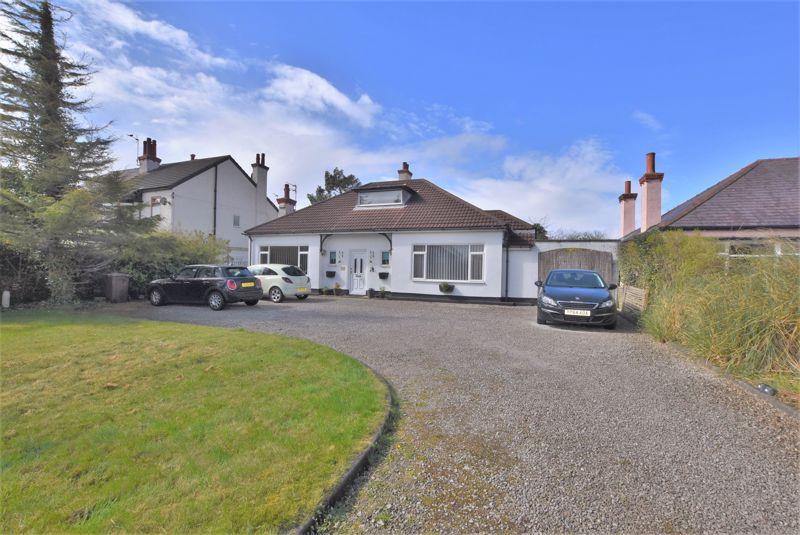Upton Road, Moreton 4 bed detached bungalow £445,000