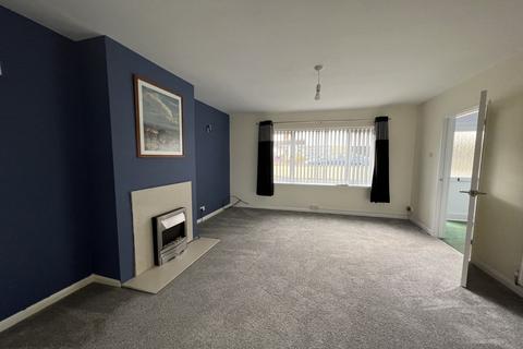 3 bedroom semi-detached house to rent - Midfield Estate, Penperlleni, Pontypool, NP4