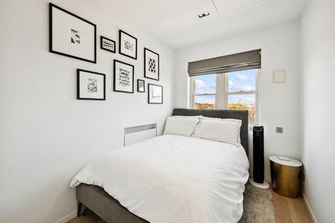 2 bedroom flat to rent, Draycott Place, Chelsea