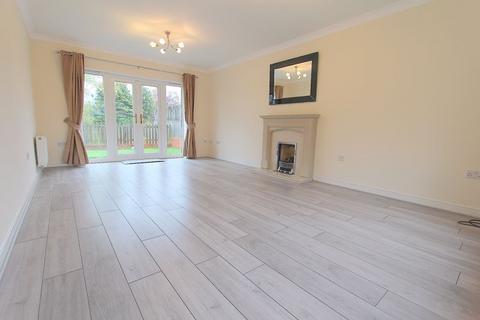 4 bedroom detached house to rent, Field Maple Road, Sutton Coldfield