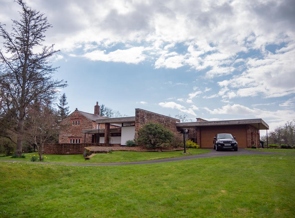 Stockdalewath, Dalston CA5 5 bed detached house for sale £700,000