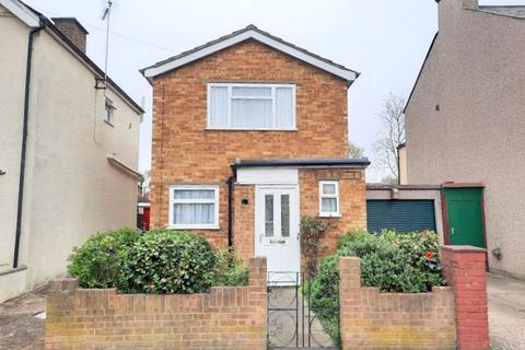108 Tachbrook Road, Feltham, TW14 9NX