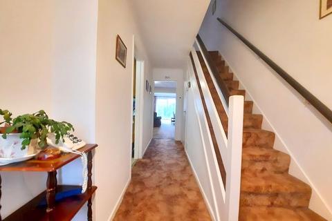 108 Tachbrook Road, Feltham, TW14 9NX