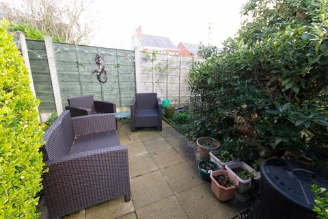 3 bedroom semi-detached house for sale - Green Lane, Leigh WN7 2TD