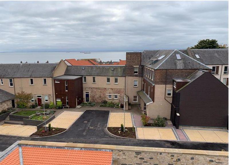 Allen Court, Kirkcaldy 2 bed flat £179,950