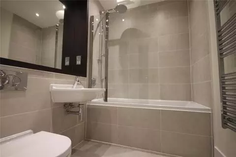2 bedroom apartment to rent – pohled 3