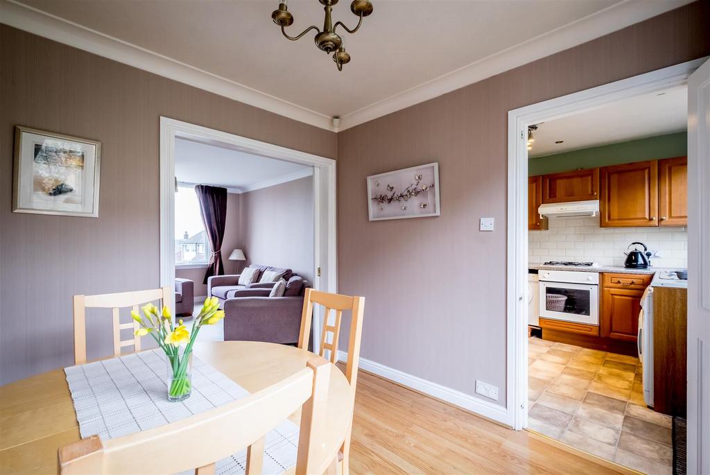 Astral Avenue, Hipperholme 3 bed semidetached house £267,950