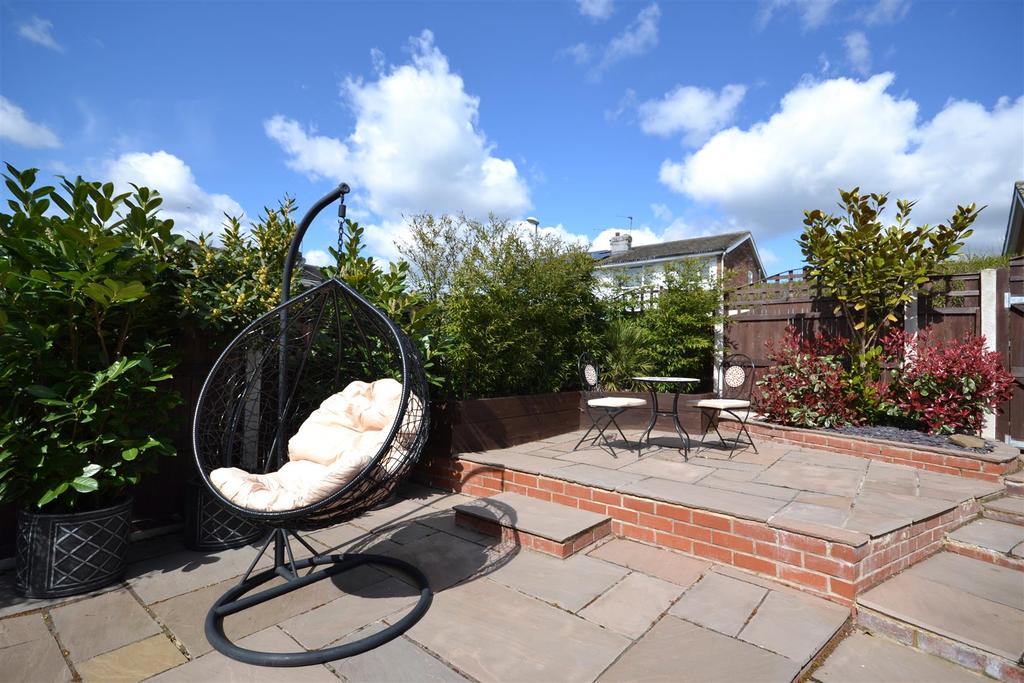 8richmondway GARDENVIEW2.JPG