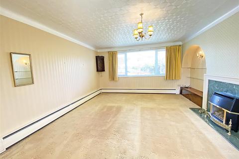 1 Bronte Close, Liverpool, L23 6XH