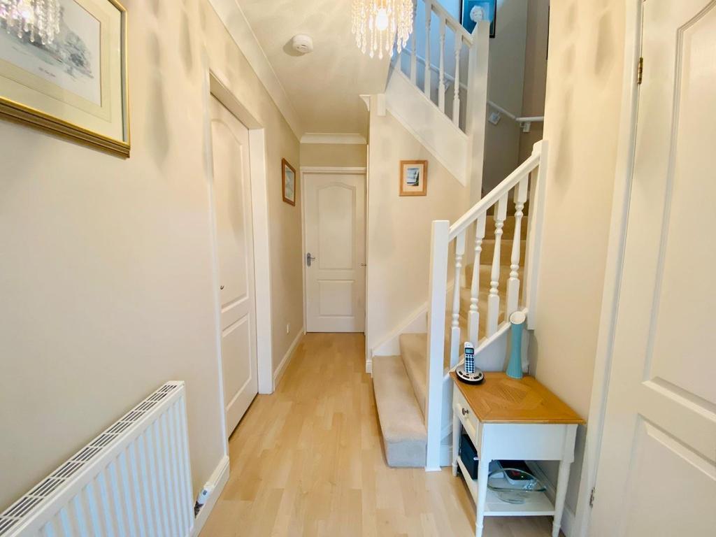Harefield Rise, Ightenhill, Burnley 4 bed detached house £249,750