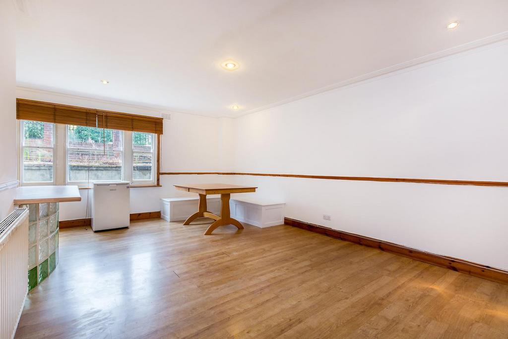 F4134 Norwood Road SE24-4.JPG
