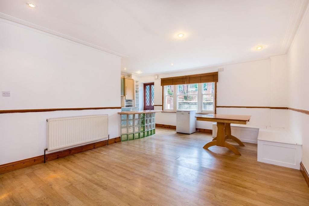 F4134 Norwood Road SE24-5.JPG