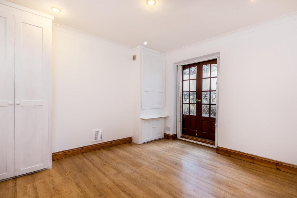 F4134 Norwood Road SE24-7.JPG