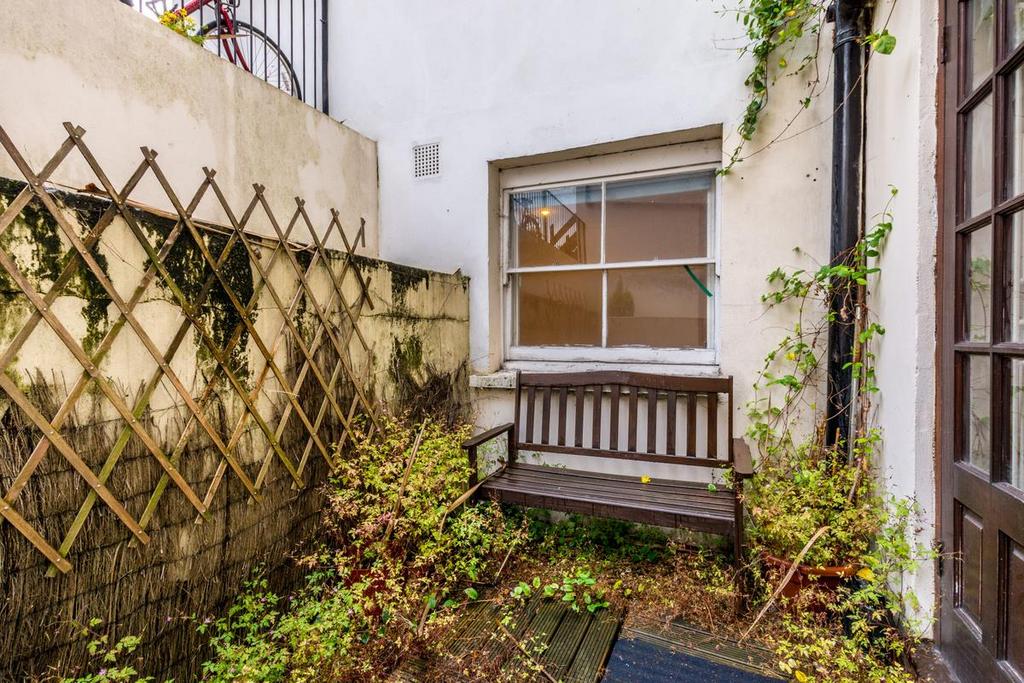 F4134 Norwood Road SE24-3.JPG