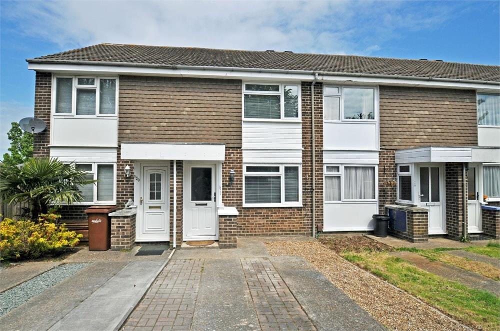 Birch Grove, Hempstead, Gillingham 2 bed terraced house £1,200 pcm (£