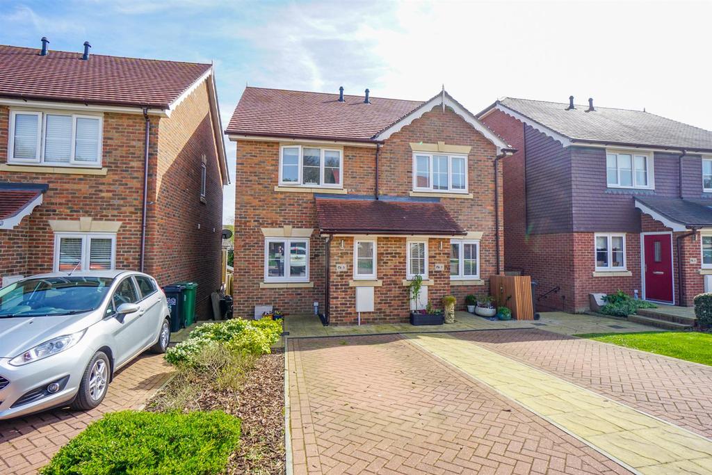Rossetti Gardens, St. LeonardsOnSea 2 bed semidetached house £290,000