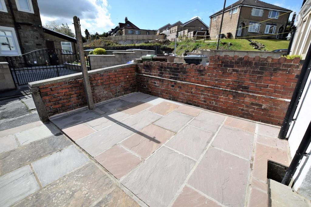 Harper Street, Barnoldswick 3 bed terraced house £725 pcm (£167 pw)