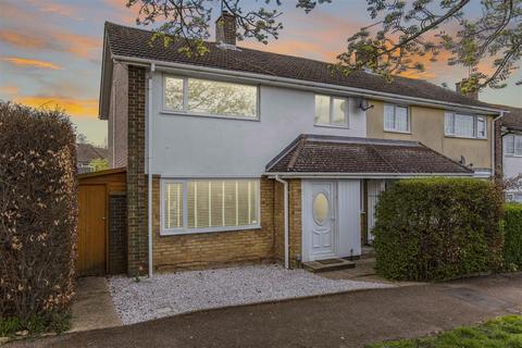 13 Gade Close, Hemel Hempstead, HP1 3LH