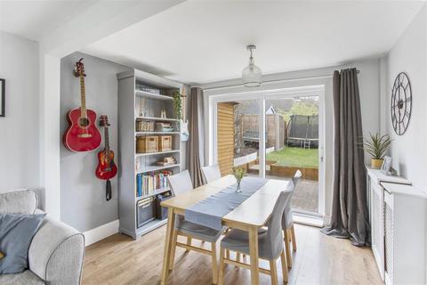 13 Gade Close, Hemel Hempstead, HP1 3LH