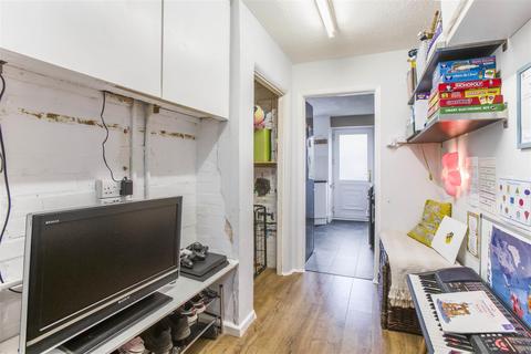 13 Gade Close, Hemel Hempstead, HP1 3LH