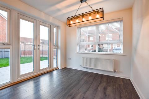 29 Petfield Drive, Anlaby, Hull, HU10 7ES