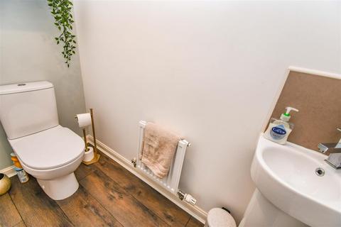 29 Petfield Drive, Anlaby, Hull, HU10 7ES