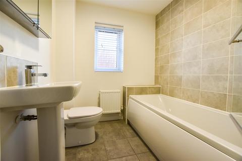 29 Petfield Drive, Anlaby, Hull, HU10 7ES