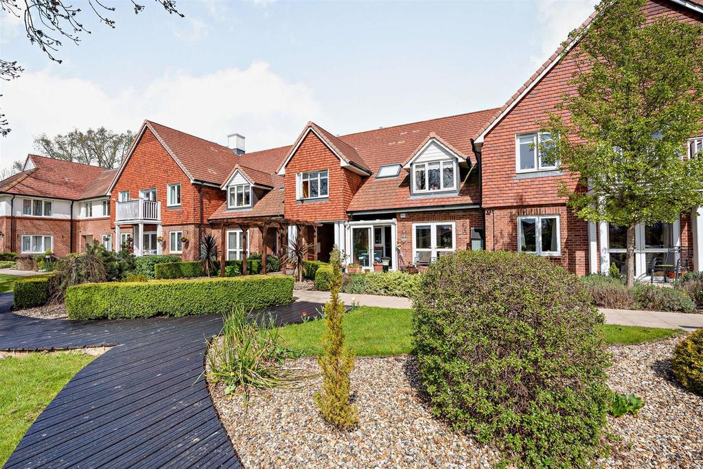 Rookery Court, Marden, Tonbridge 3 bed retirement property £425,000