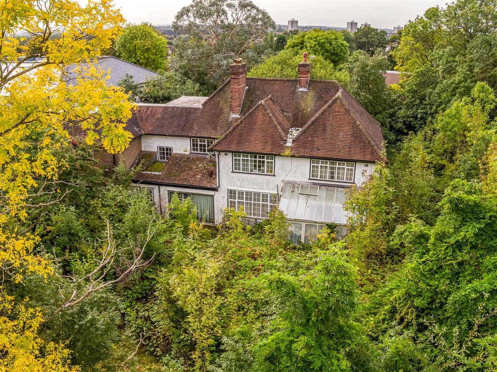 House. partnership Kingston-upon-Thames