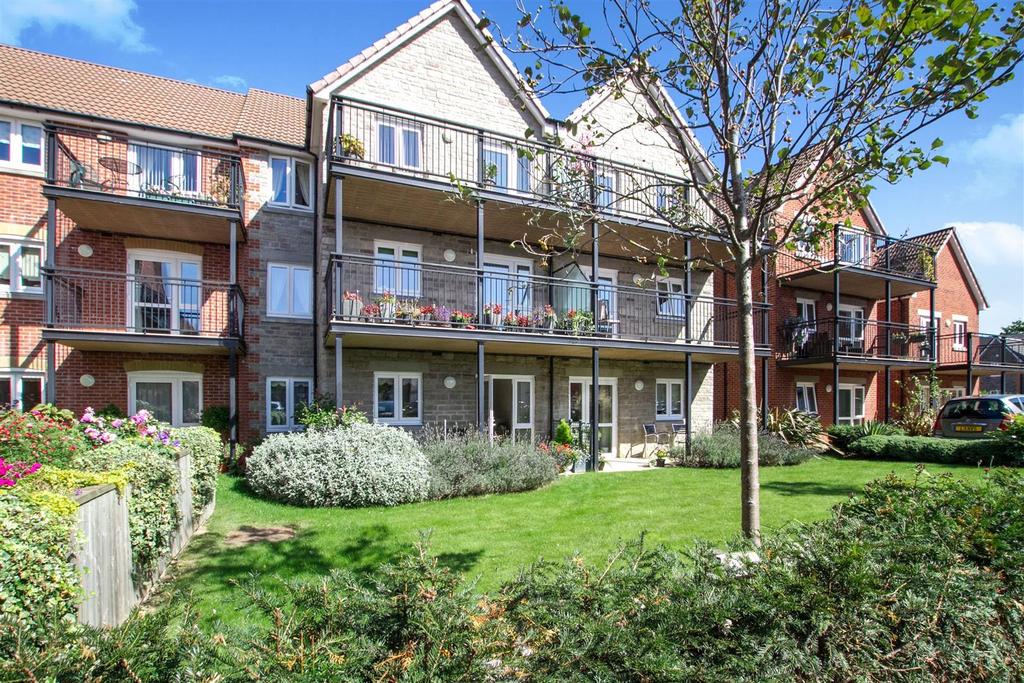 Coopers Court, Blue Cedar Close, Yate, Bristol, BS37 4FF 1 bed