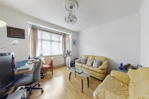 44 Abbotts Drive, Wembley, HA0 3SD
