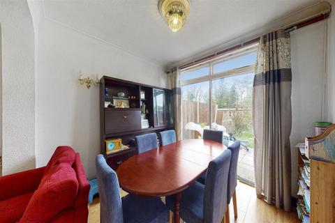 44 Abbotts Drive, Wembley, HA0 3SD