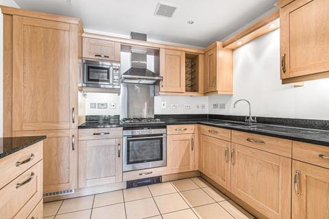 1 bedroom apartment for sale - Between Streets, Cobham, KT11