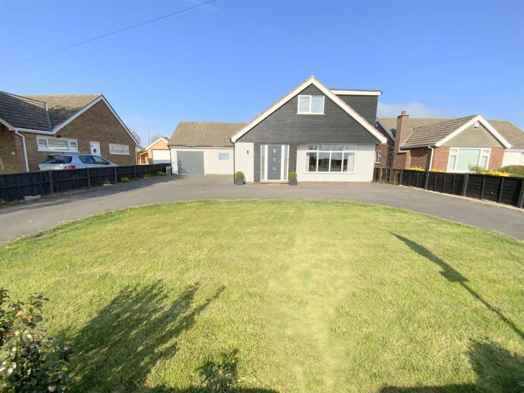 Denby Drive, Cleethorpes 4 bed detached house £375,000