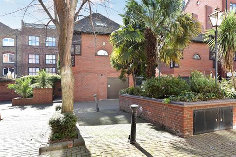 Parking for sale, St. Georges Square, Limehouse, E14