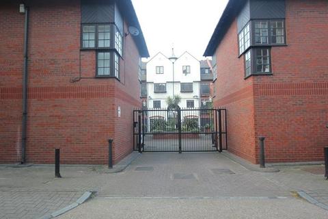 Parking for sale, St. Georges Square, Limehouse, E14