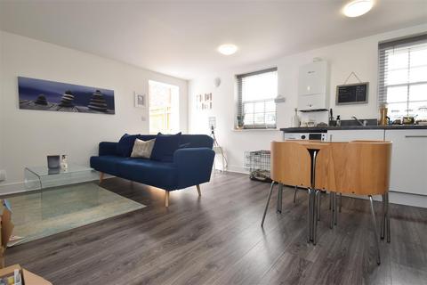 1 bedroom apartment to rent, Horley Row, Horley
