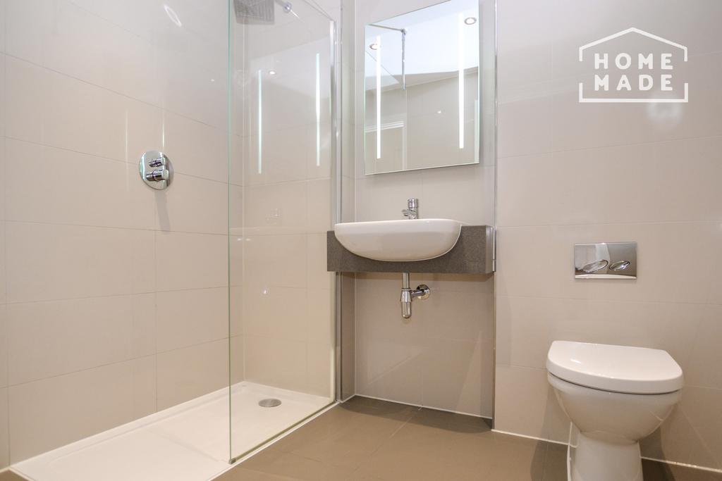 DSC 008516180501281618112411-min 6.jpg