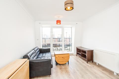 2 bedroom flat to rent, Mercer Court, Mile End, E1