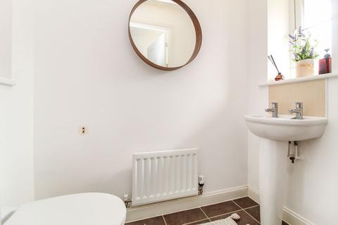 6 Argyll Heath, Bedford, MK40 4TF