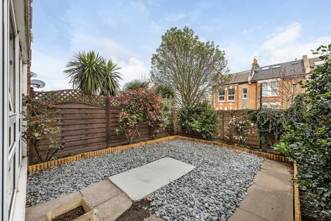 75 Lampeter Square, London, W6 8PT