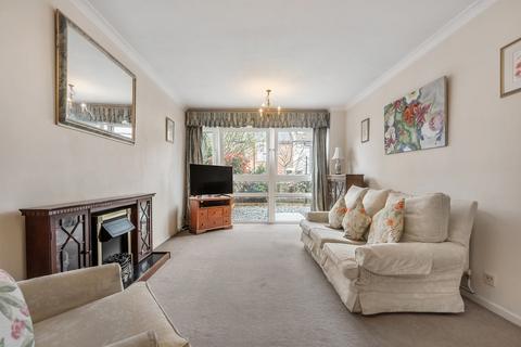75 Lampeter Square, London, W6 8PT