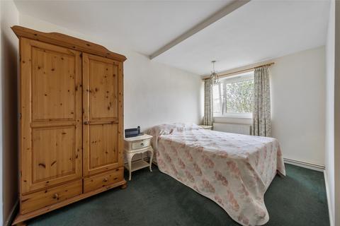 75 Lampeter Square, London, W6 8PT