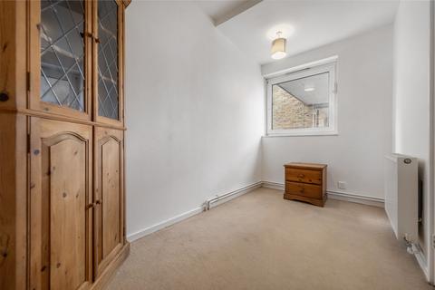 75 Lampeter Square, London, W6 8PT