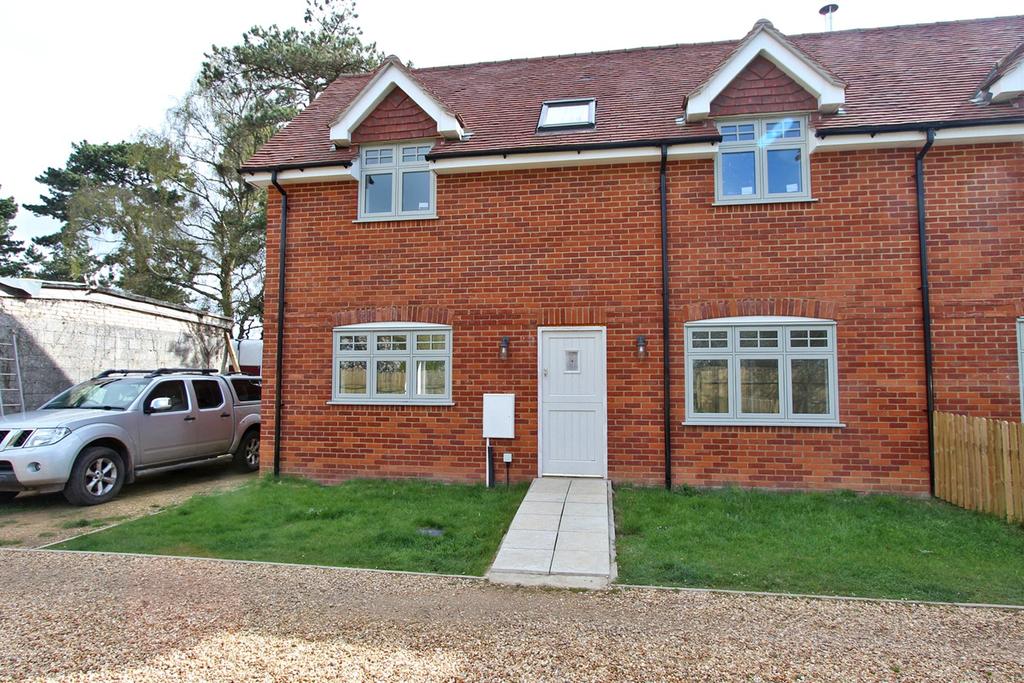 Coombe Lane, Sway, Lymington... 3 bed semidetached house