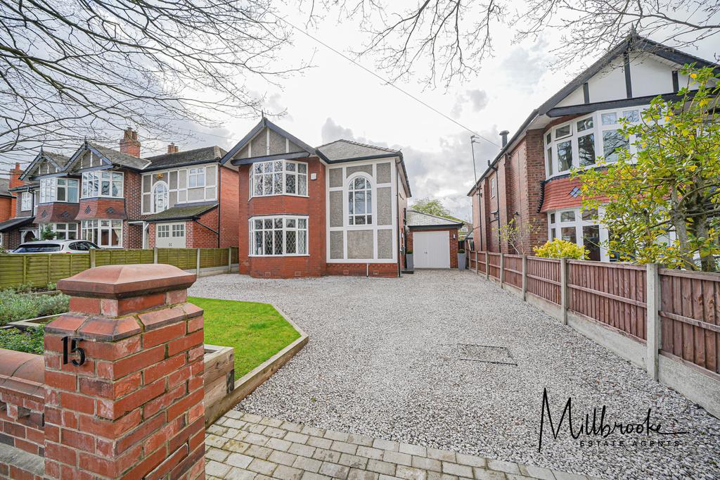 Crossfield Drive, Worsley, Manchester, M28 3 bed detached house £745,000