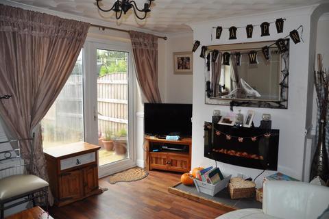 3 bedroom terraced house for sale, Tyddyn Mostyn Estate, Menai Bridge