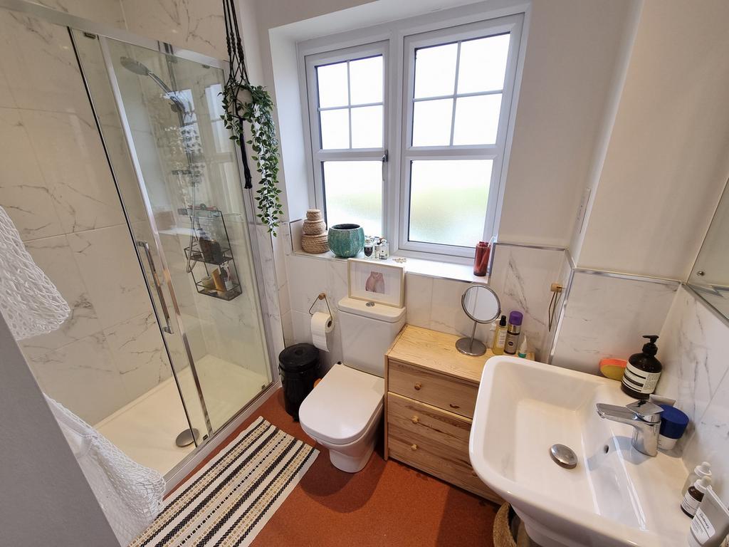 Ensuite