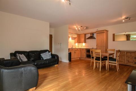 2 bedroom apartment to rent, Griffin Close, Northfield, Birmingham, West Midlands, B31