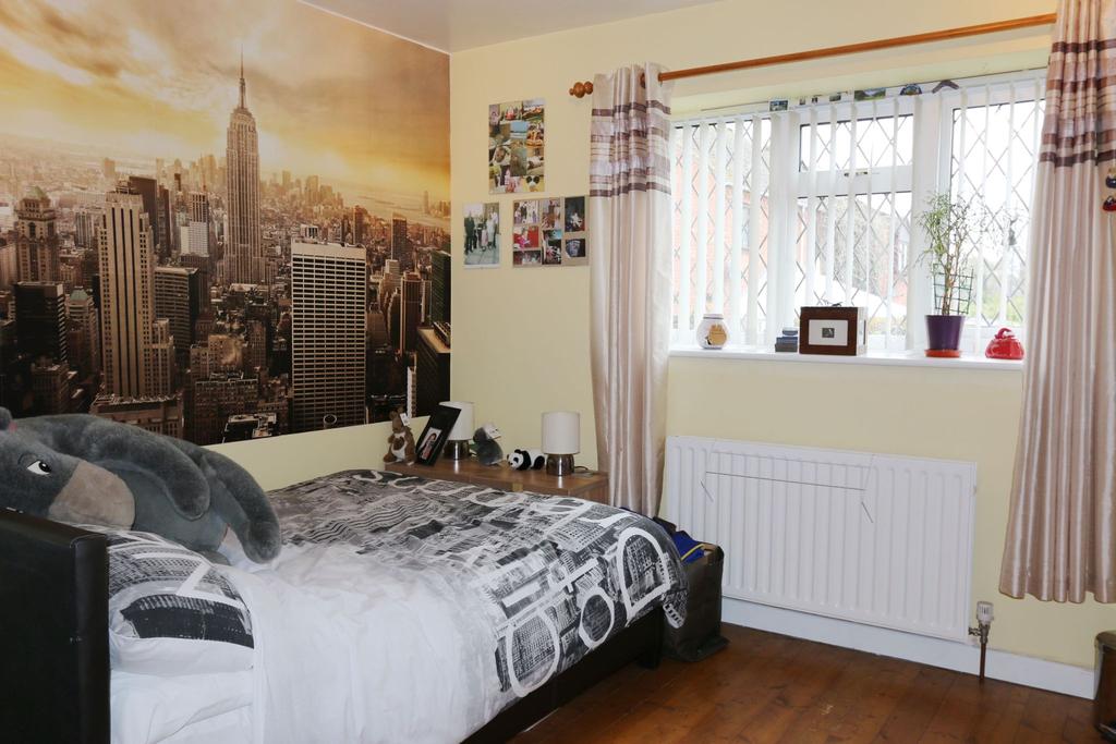 Photograph 11